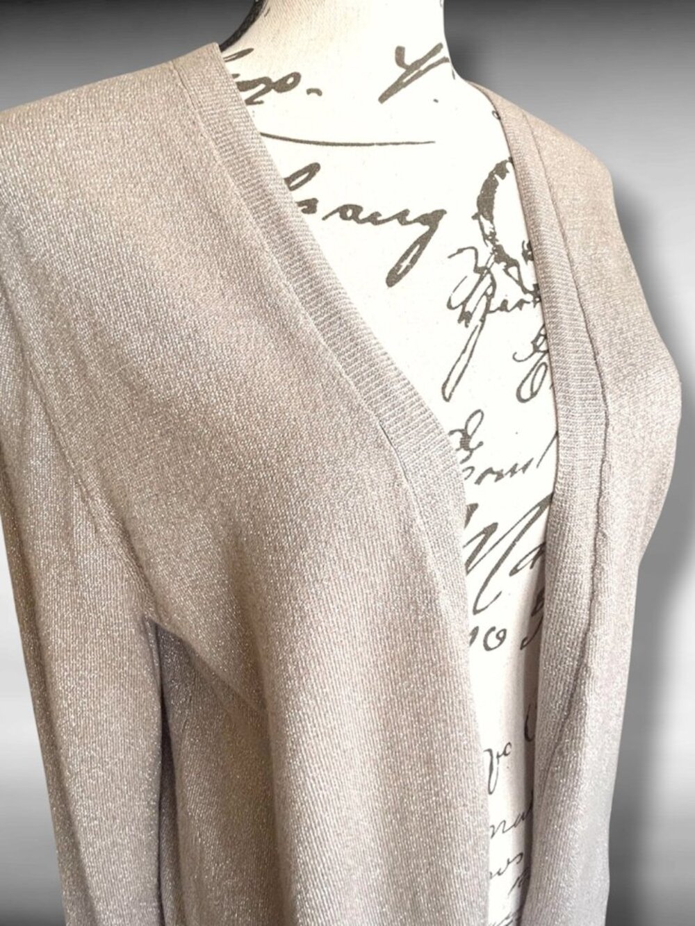 T Tahari Women's Medium Champagne Glitter Long Lightweight Open Cardigan NWT - Picture 2 of 8